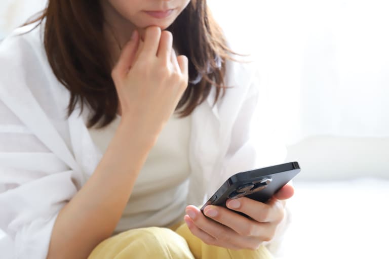 インフルエンサーキャスティングの費用相場とは